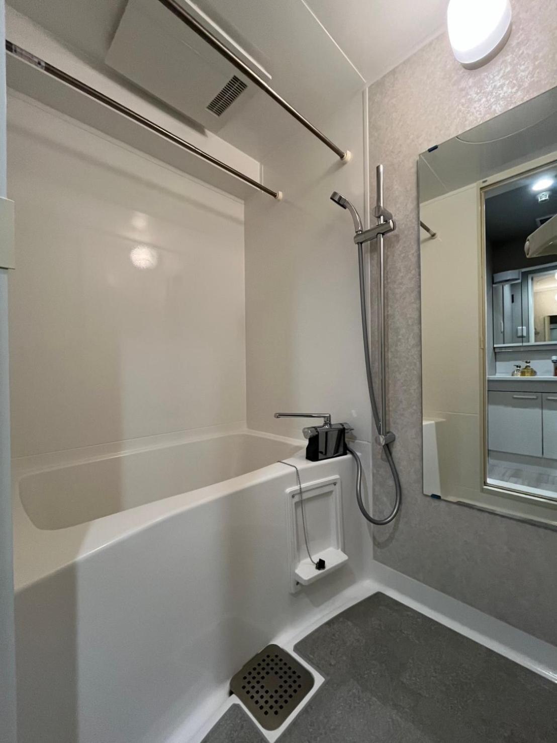 Ostay Kitahama Hotel Apartment Osaka Exterior foto